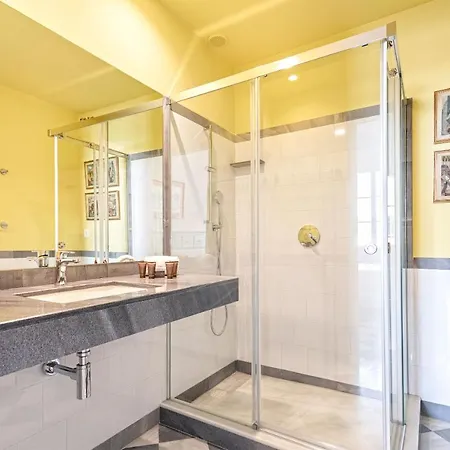 Genteel San Laureano Apartamento *